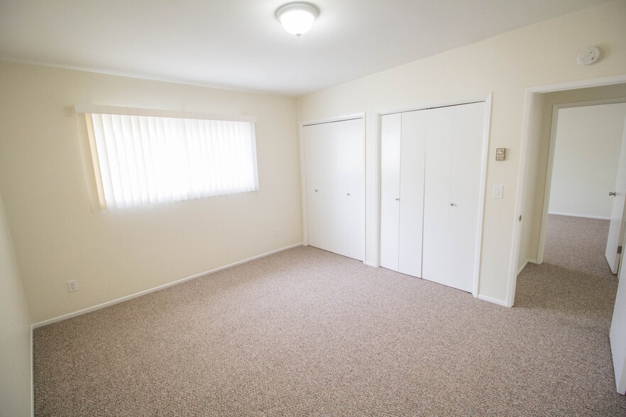 Bedroom 3 - 2224 Curtis Ave