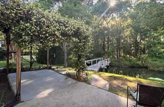 Building Photo - 1721 Fox Ridge Ct