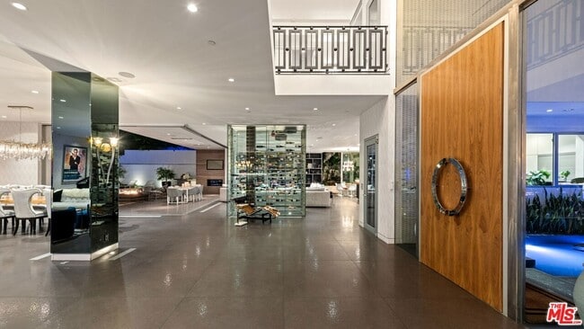 Building Photo - 9663 Santa Monica Blvd