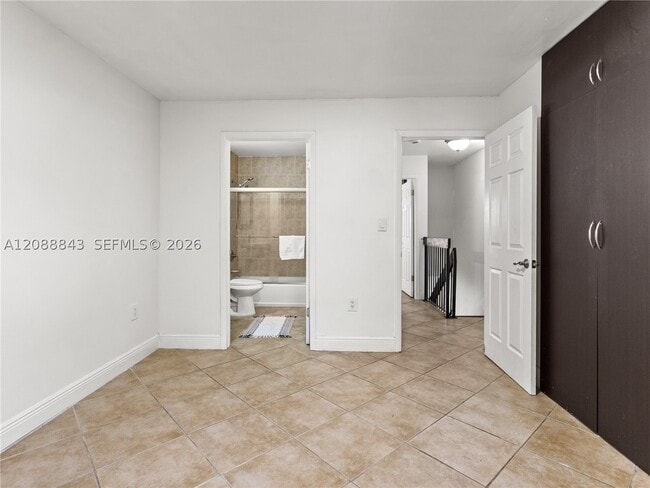 Building Photo - 560 NW 82nd Pl