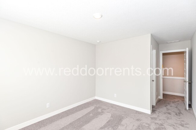 Building Photo - 7356 Parkstay Ln