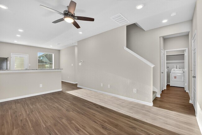 Building Photo - 15603 Agave Vly Trl