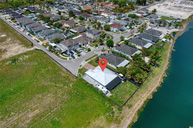 Building Photo - 30775 SW 158 Path