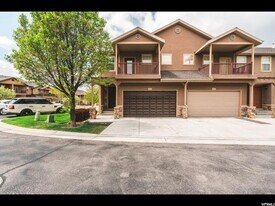 Building Photo - 11006 S Maple Forest Way