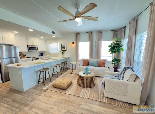 Primary Photo - 5701 Gulf Blvd