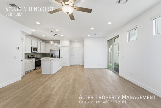 Building Photo - 43280 N Hinoki St