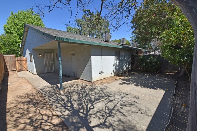 Building Photo - 4003-4003 Westporter Dr