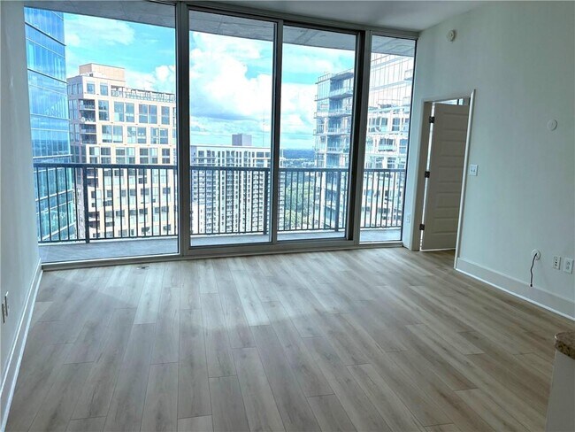 Building Photo - 1080 Peachtree St NE