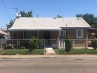 Building Photo - Single Family Home