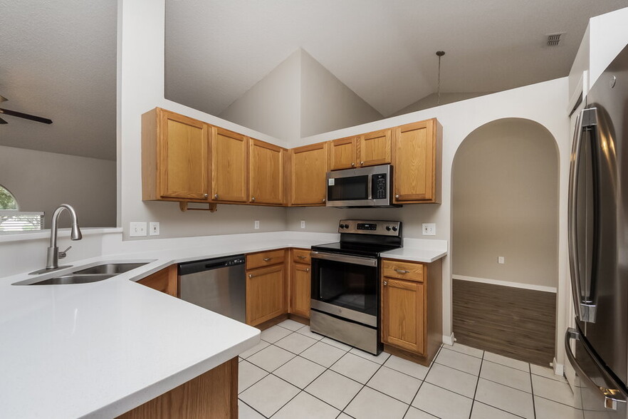 Building Photo - 1416 Muir Cir