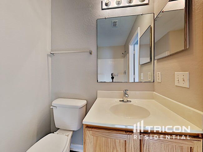 Building Photo - 5332 Abagail Dr