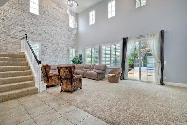 Building Photo - 561 Rush Dr