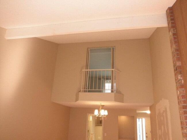 Building Photo - 3BED/3BATH Townhome in Wood Creek Communit...