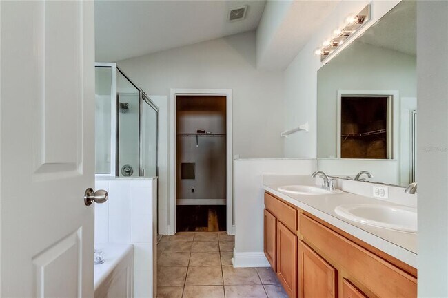 Building Photo - 13431 White Elk Loop