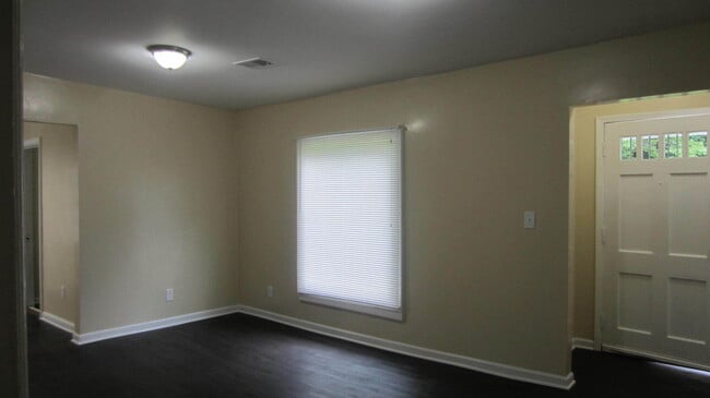 Building Photo - Coming soon