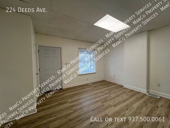 Building Photo - 224 Deeds Ave