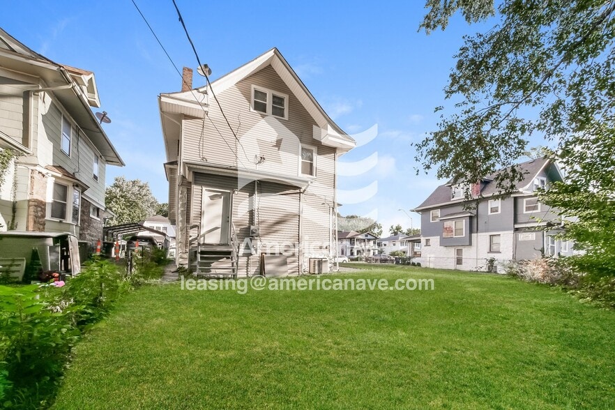 Building Photo - 3217 E 30th St