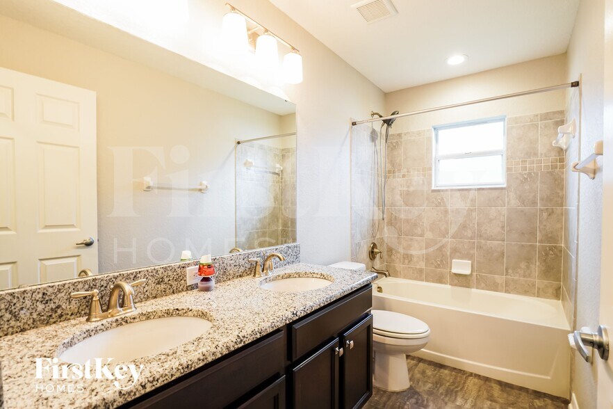 Building Photo - 250 Sandestin Dr