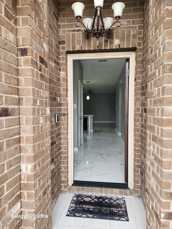 Building Photo - 21007 Whitehaven Bluff Trail