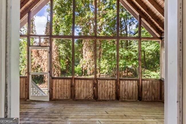 Building Photo - 4565 Ashmore Cir