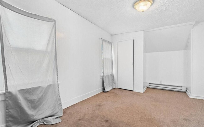 Building Photo - 410 Dunlap St