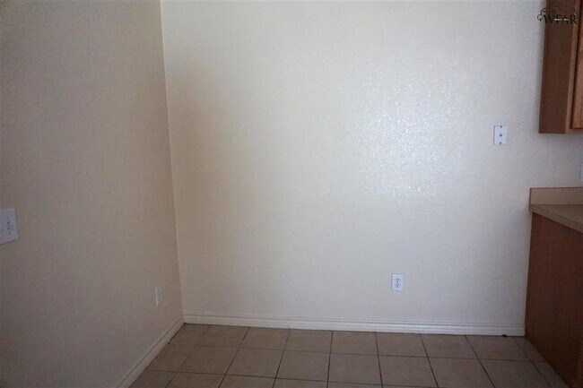 Building Photo - Red Bluff Terrace