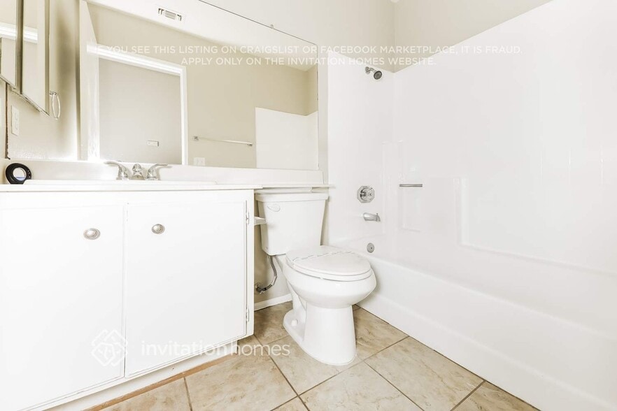 Building Photo - 7839 Strathmore Rd