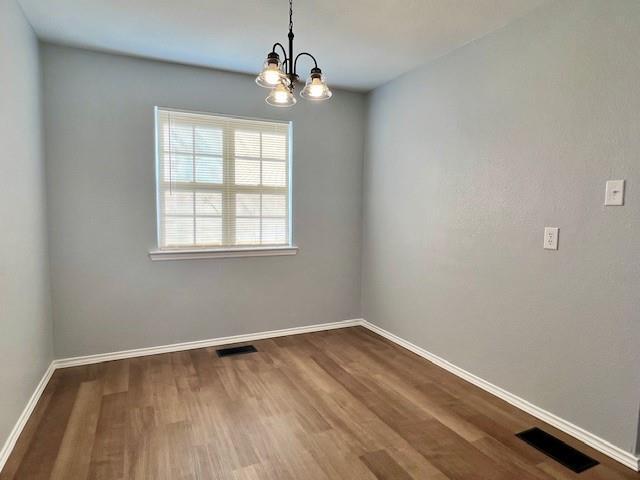 Building Photo - 327 S 4th St