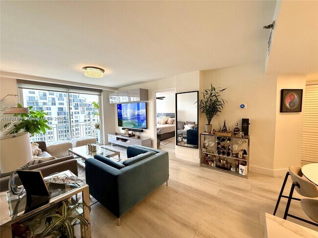 Building Photo - 770 Claughton Island Dr