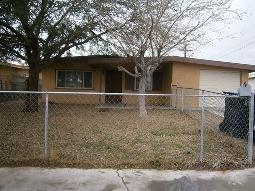 Building Photo - 3 BED, 2 BATH SINGLE STORY HOME!!!