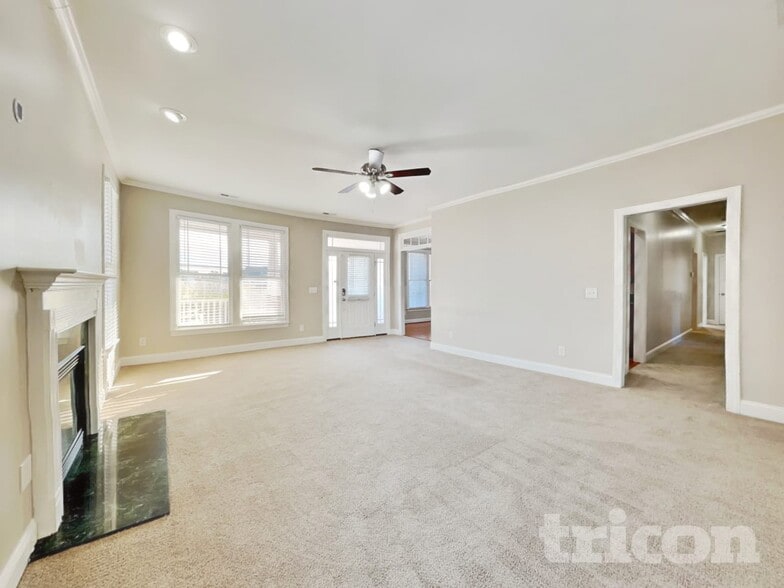 Building Photo - 140 Golden Oats Dr