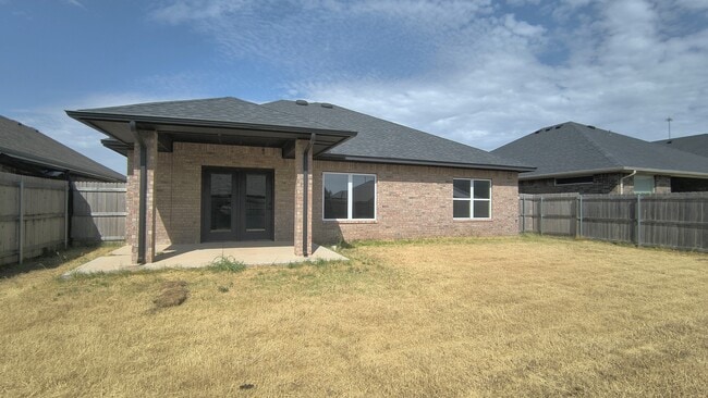 Building Photo - 1215 Sierra Ln