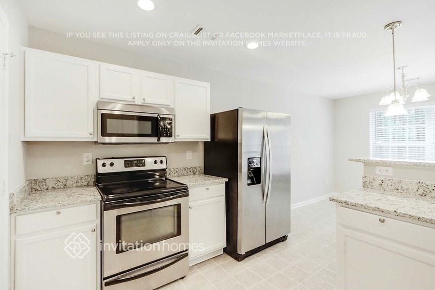 Building Photo - 4645 Raven Wood Loop