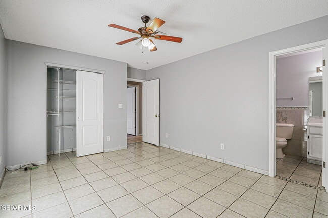 Building Photo - 12496 Sombra Fuerte Dr