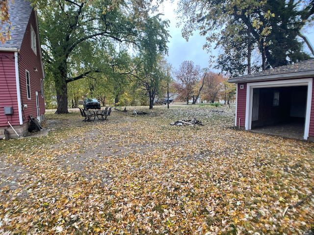 Building Photo - River Beach Drive