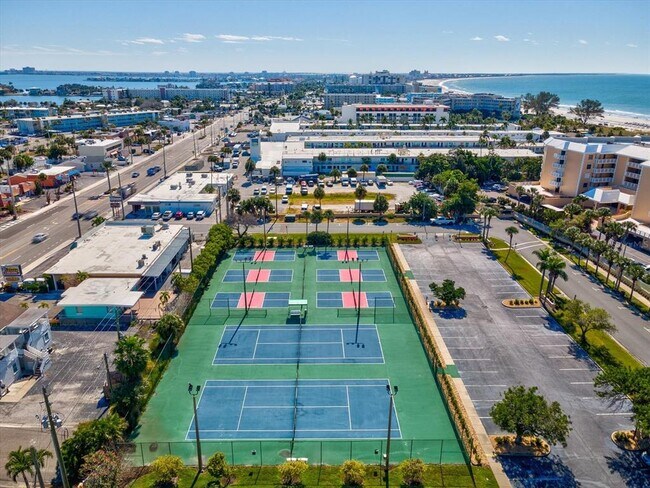 Building Photo - 6650 Sunset Way