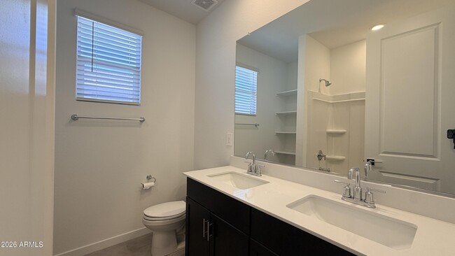 Building Photo - 37406 W San Clemente St