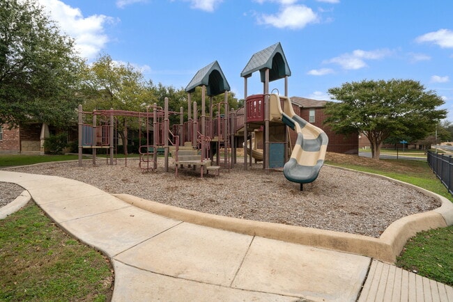 Building Photo - 2642 Grayson Way