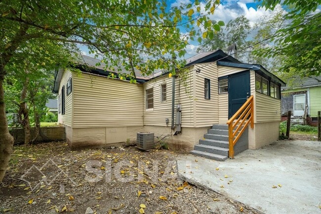 Building Photo - 2521 15th St Ensley