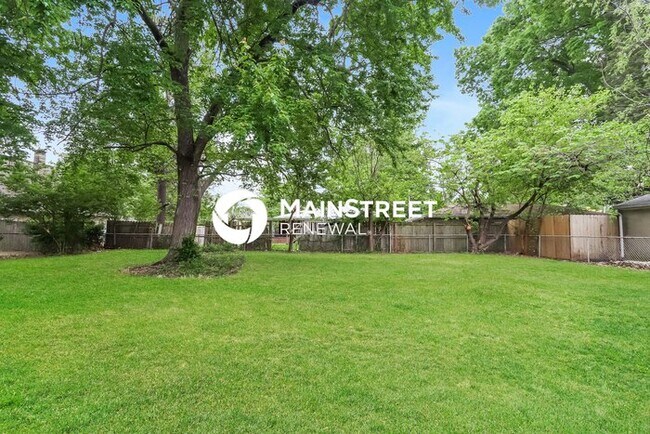 Building Photo - 3 Bedroom Pet-Friendly Home in Louisville,...