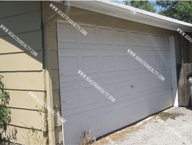 Building Photo - 1508 N 1732 Rd