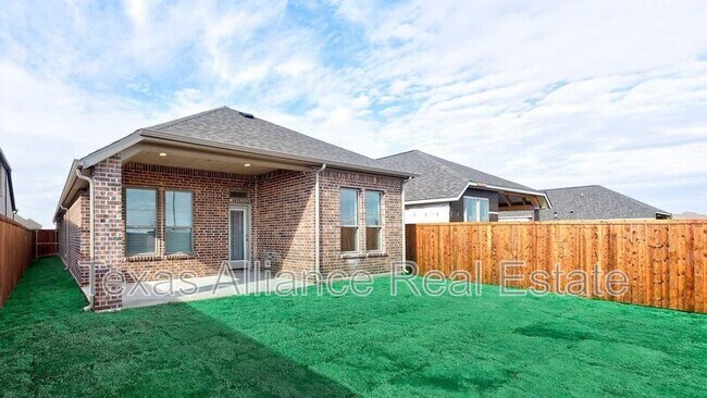 Building Photo - 2214 Rothbury Dr