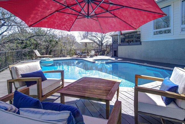 Building Photo - 4800 Mantle Dr