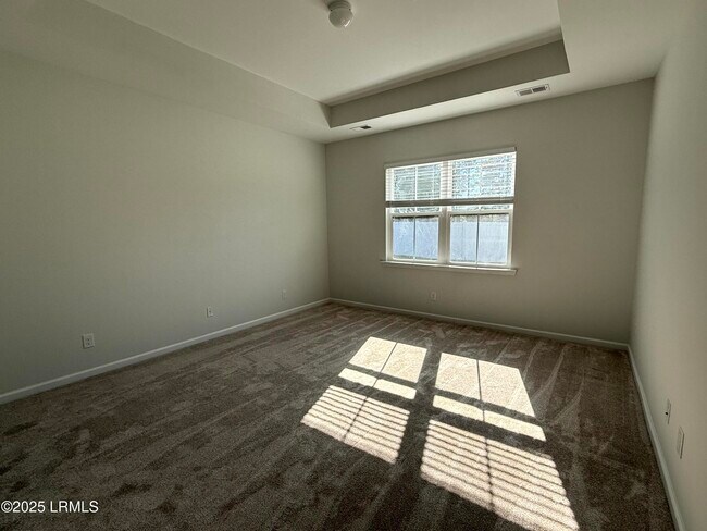 Building Photo - 1069 S Innovation Dr