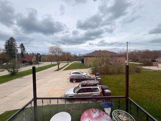 Building Photo - 5500 S Trinthammer Ave