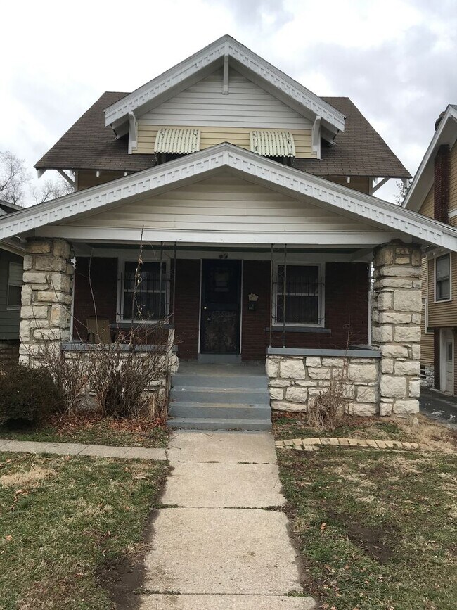 Primary Photo - Newly Rehabbed 3 Bedroom