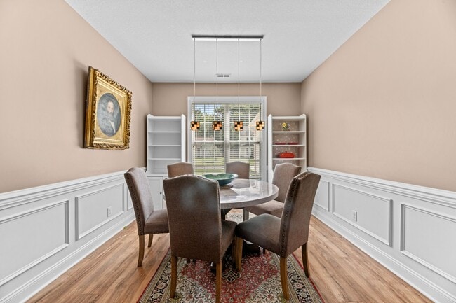 Building Photo - 3234 Austin Ave