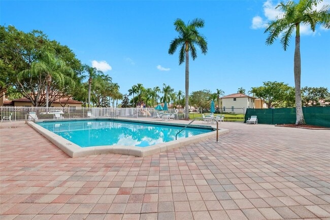 Building Photo - 16011 Emerald Cove Rd