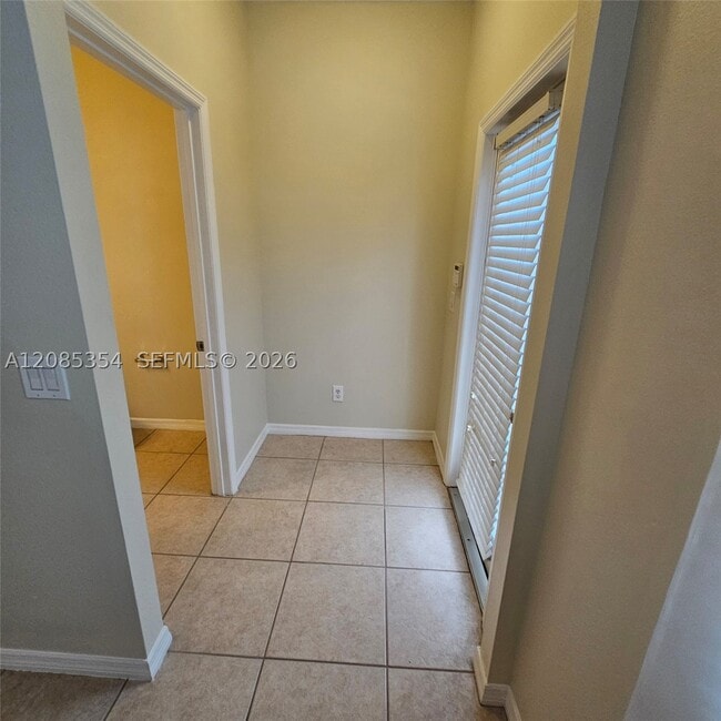 Building Photo - 12355 Langstaff Dr