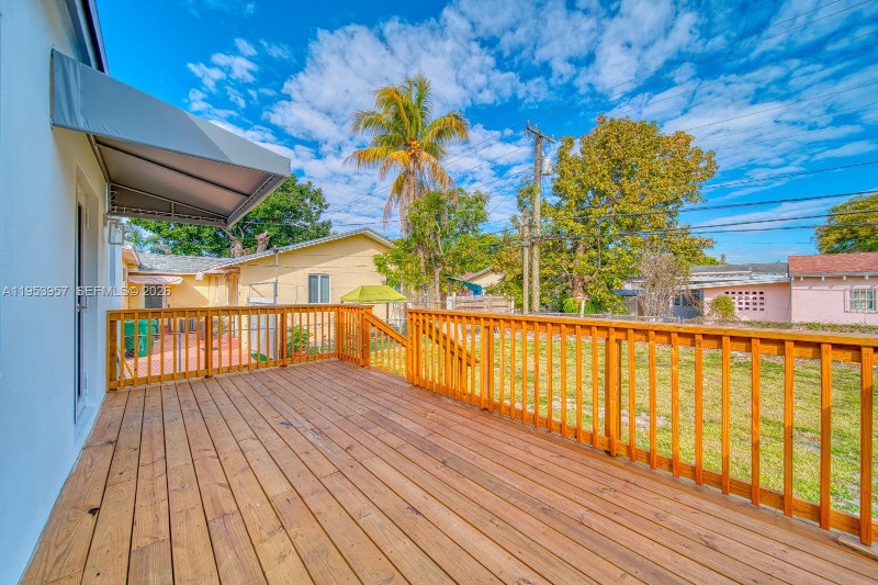 Building Photo - 4345 SW 5th Terrace